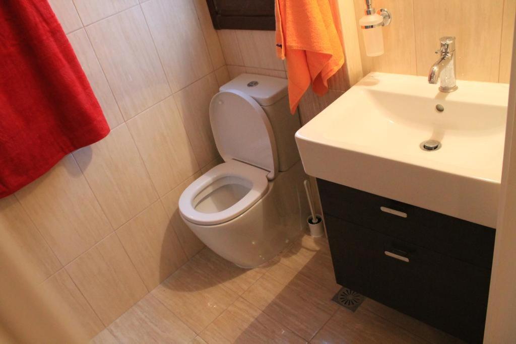 Acropolis Apartment Атина Екстериор снимка